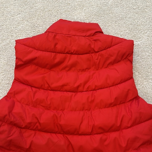 RED VEST - Picture 9 of 10